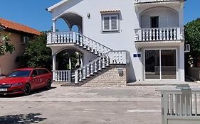 Apartmani Ira